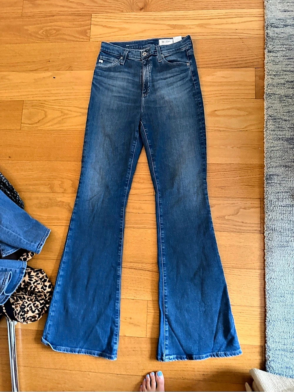 AG Farrah High Rise Flare High Rise Flare Jeans Blue Waist 28 Like New
